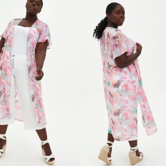 ✨NWT Torrid Pink Tie Dye Watercolor Flutter Sleeve Chiffon Long Kimono Large - Picture 1 of 11